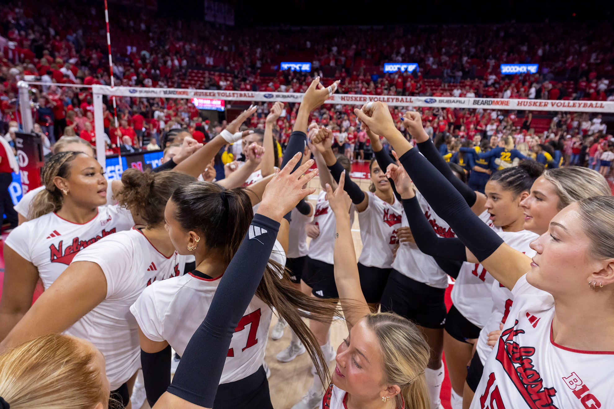 huskers.com