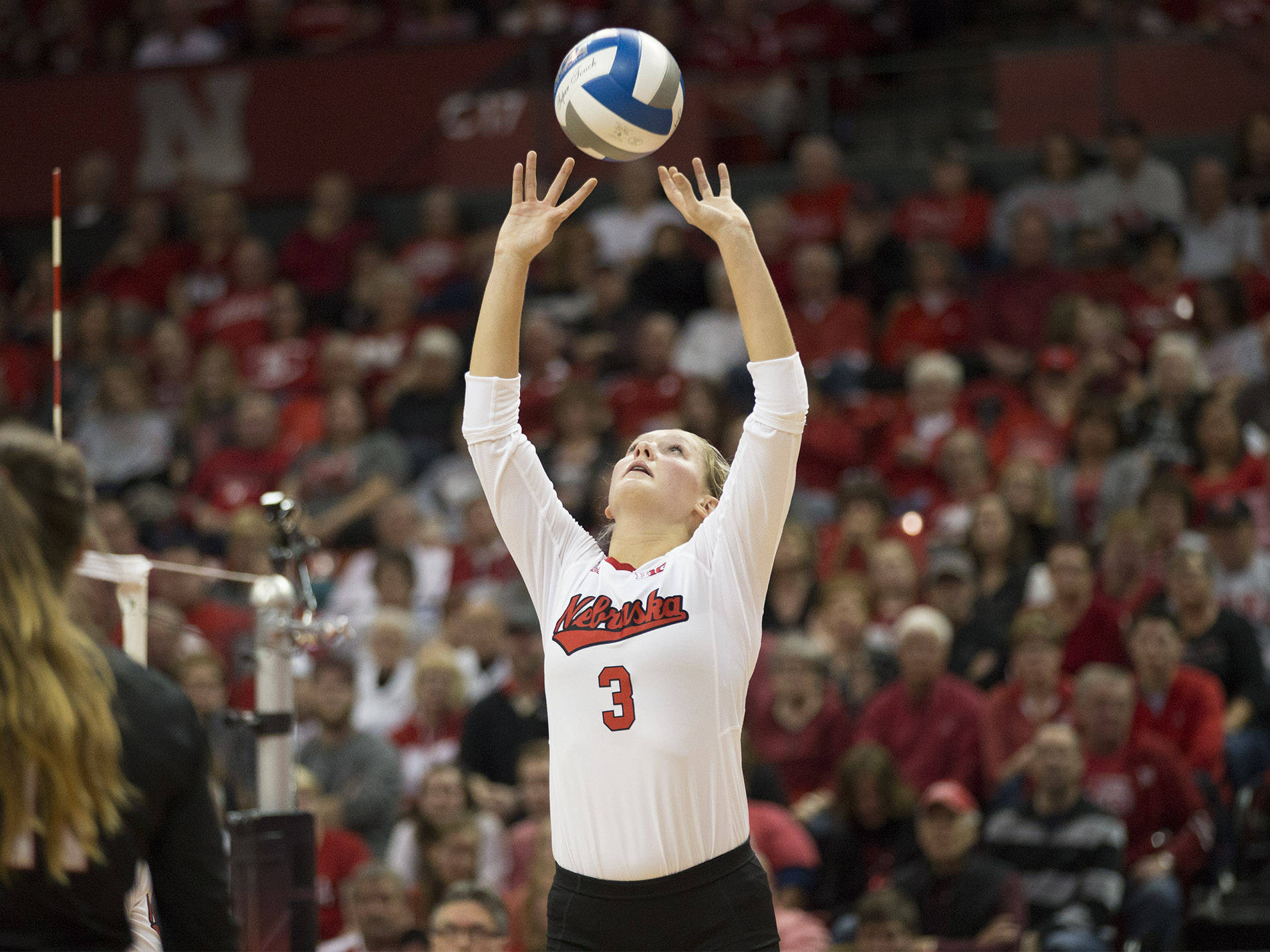 Kelly Hunter Volleyball 2017 University of Nebraska Official