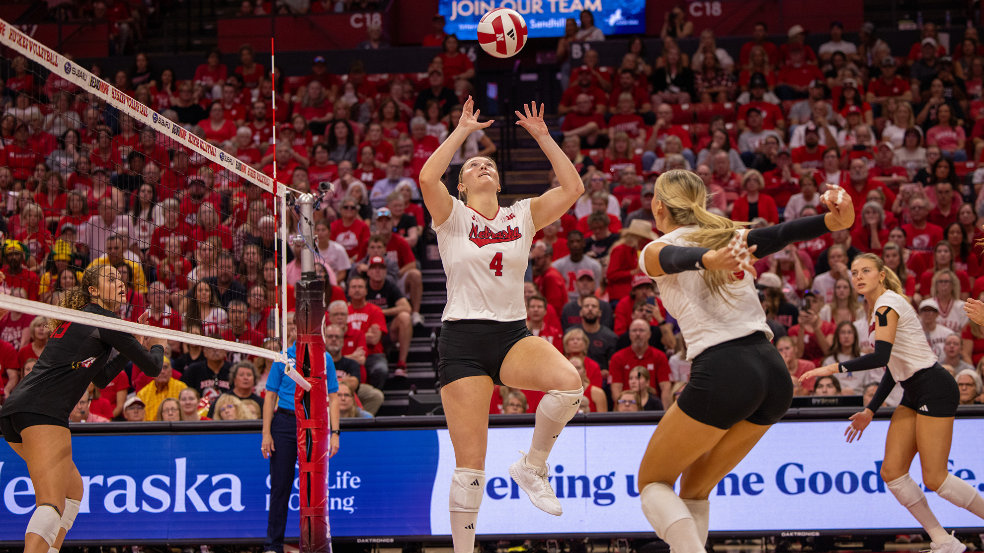 Home Page - University of Nebraska - Official Athletics Website