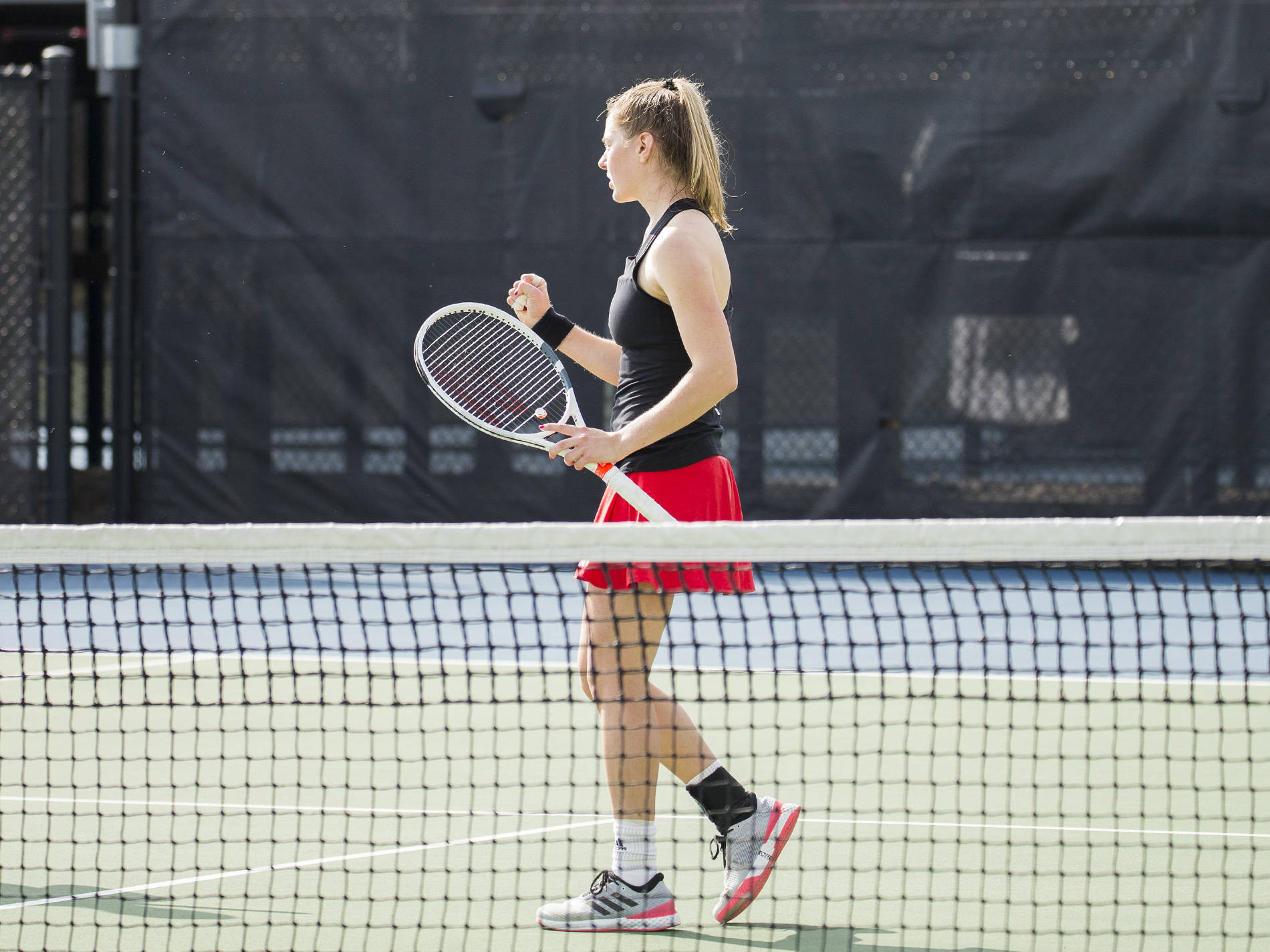Freshmen Dominate Day One of Milwaukee Tennis Classic University of