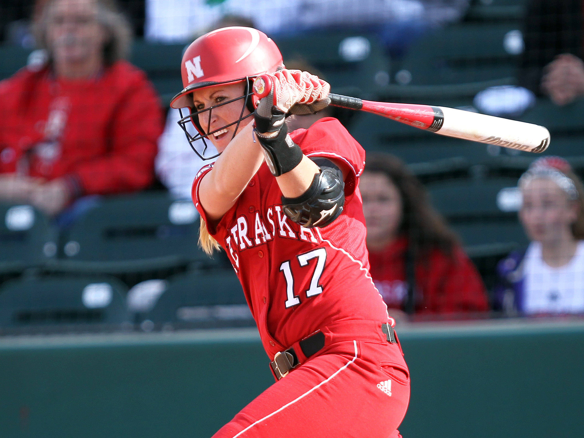 gabby-banda-softball-2013-university-of-nebraska-official