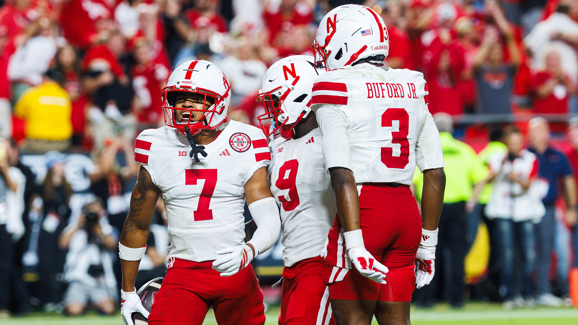 Nebraska Huskers ネブラスカ・ハスカーズ 大学 NCCA nebraska-huskers-state-n-28x40