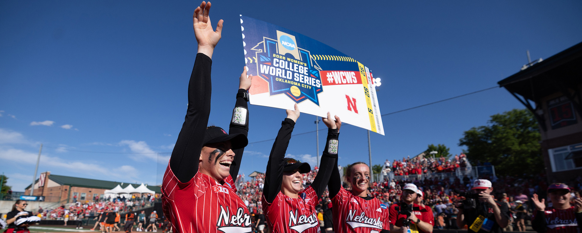 huskers.com