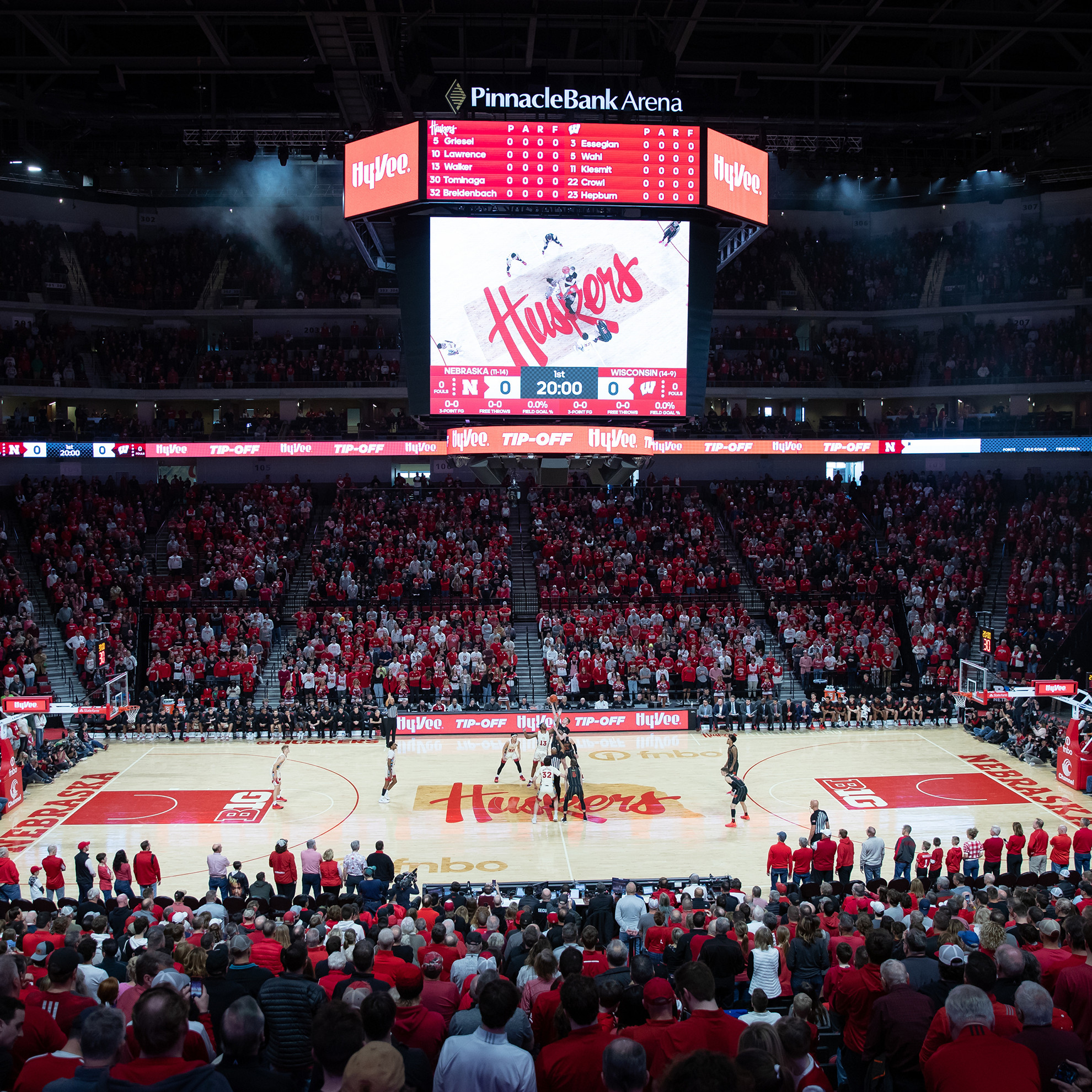 🎙️ Coach Hoiberg + Brice Williams + Josiah Allick - University of ...