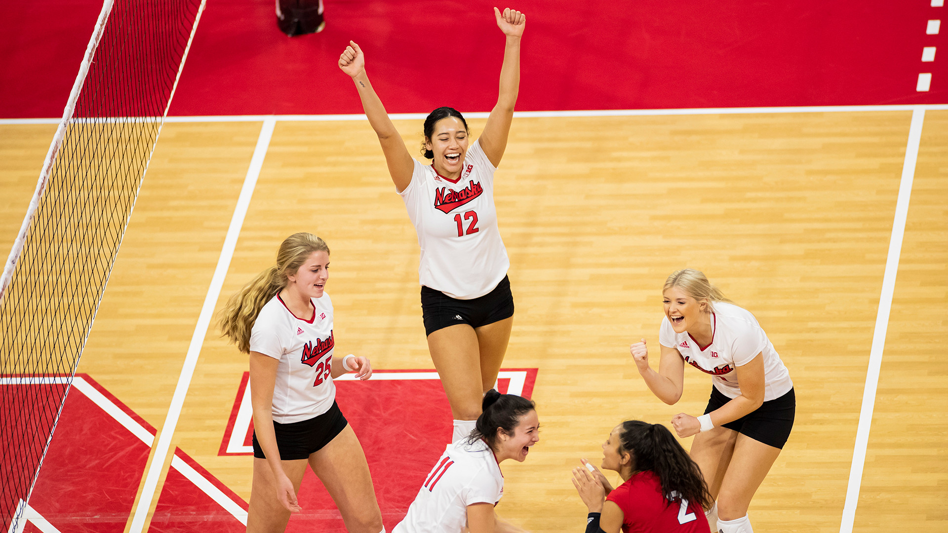 Kenzie Knuckles Volleyball 2019 University of Nebraska Official