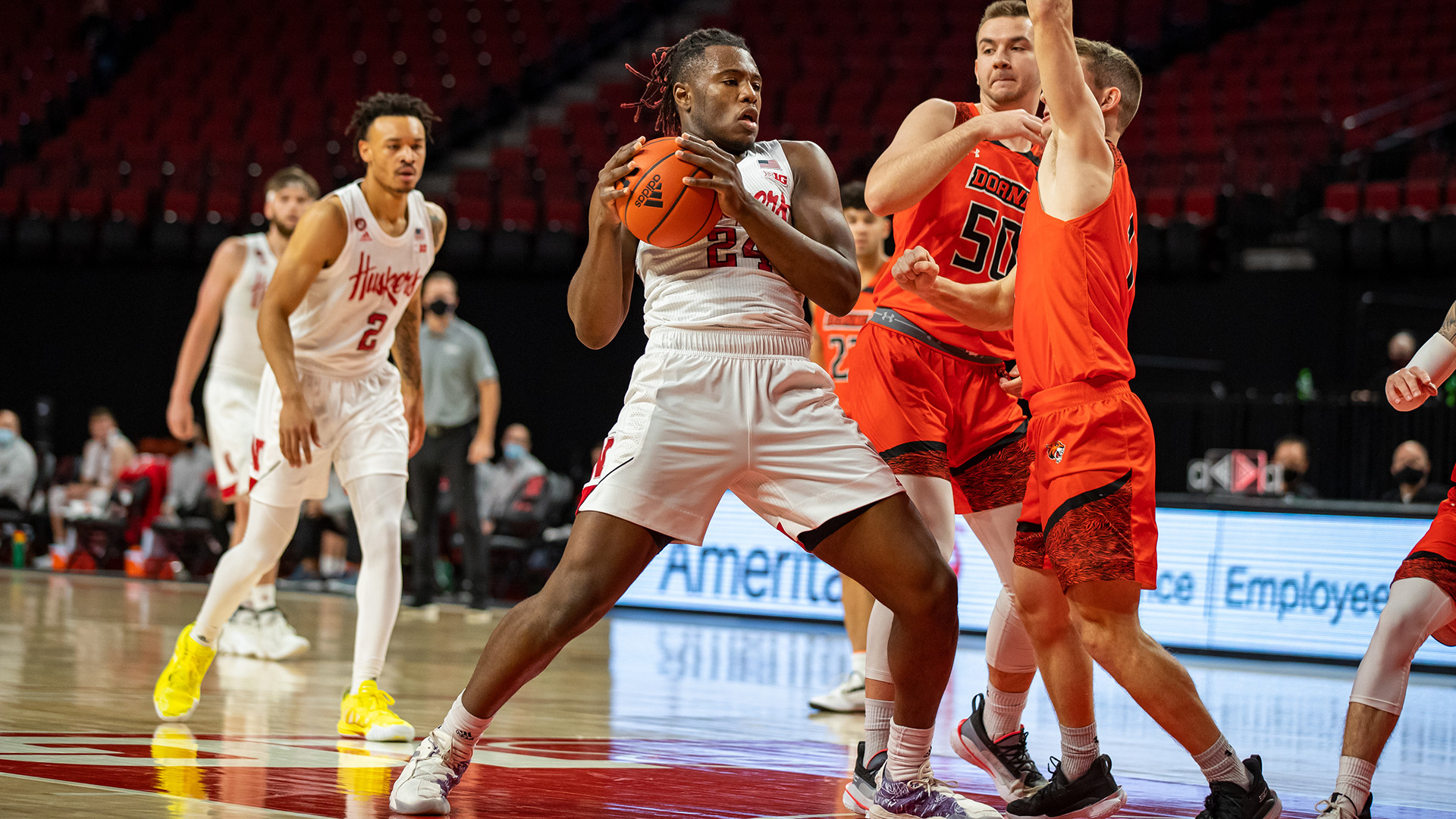 Thorir Thorbjarnarson Men's Basketball 201718 University of