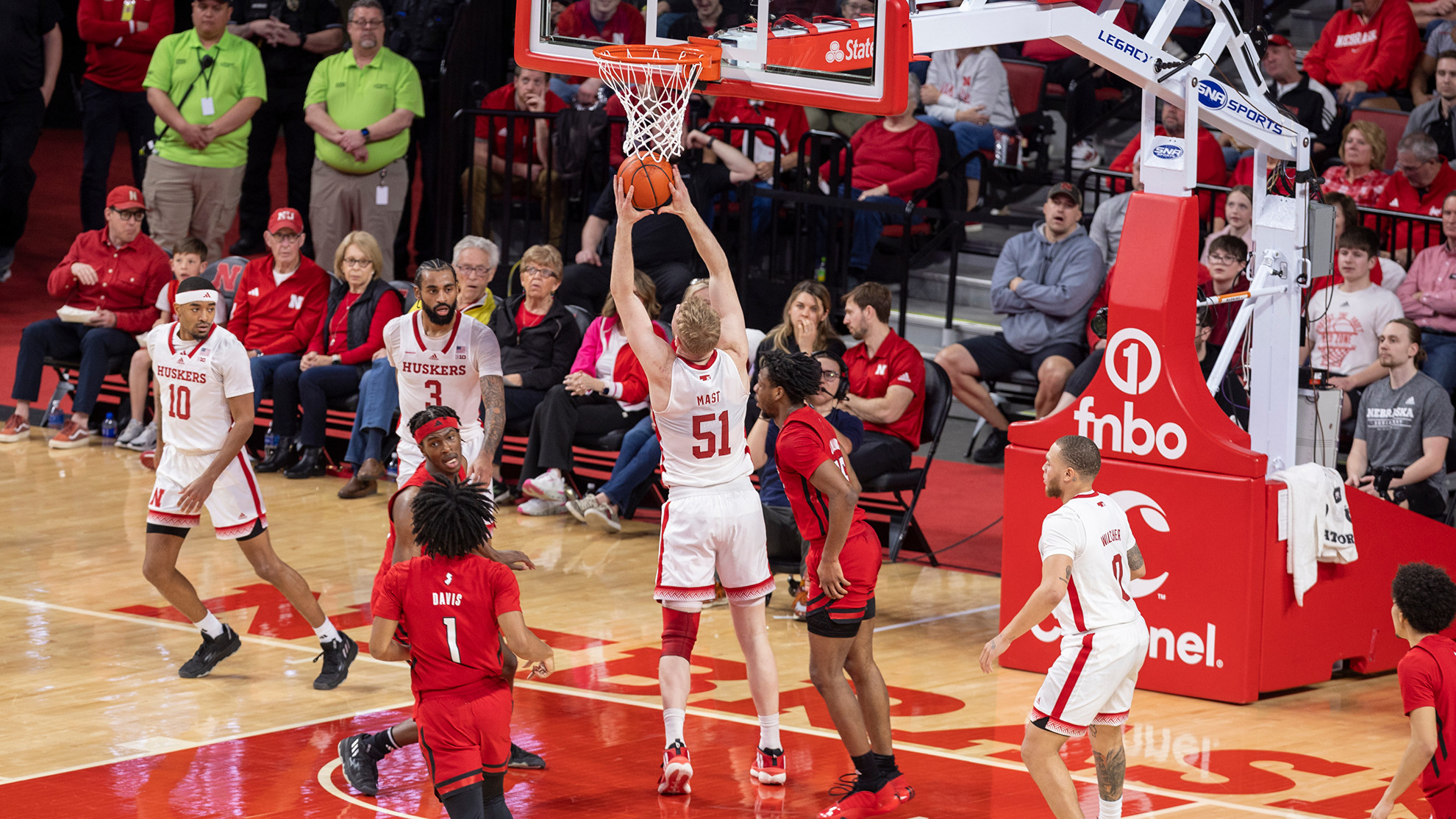 Men s Basketball University of Nebraska Official Athletics Website