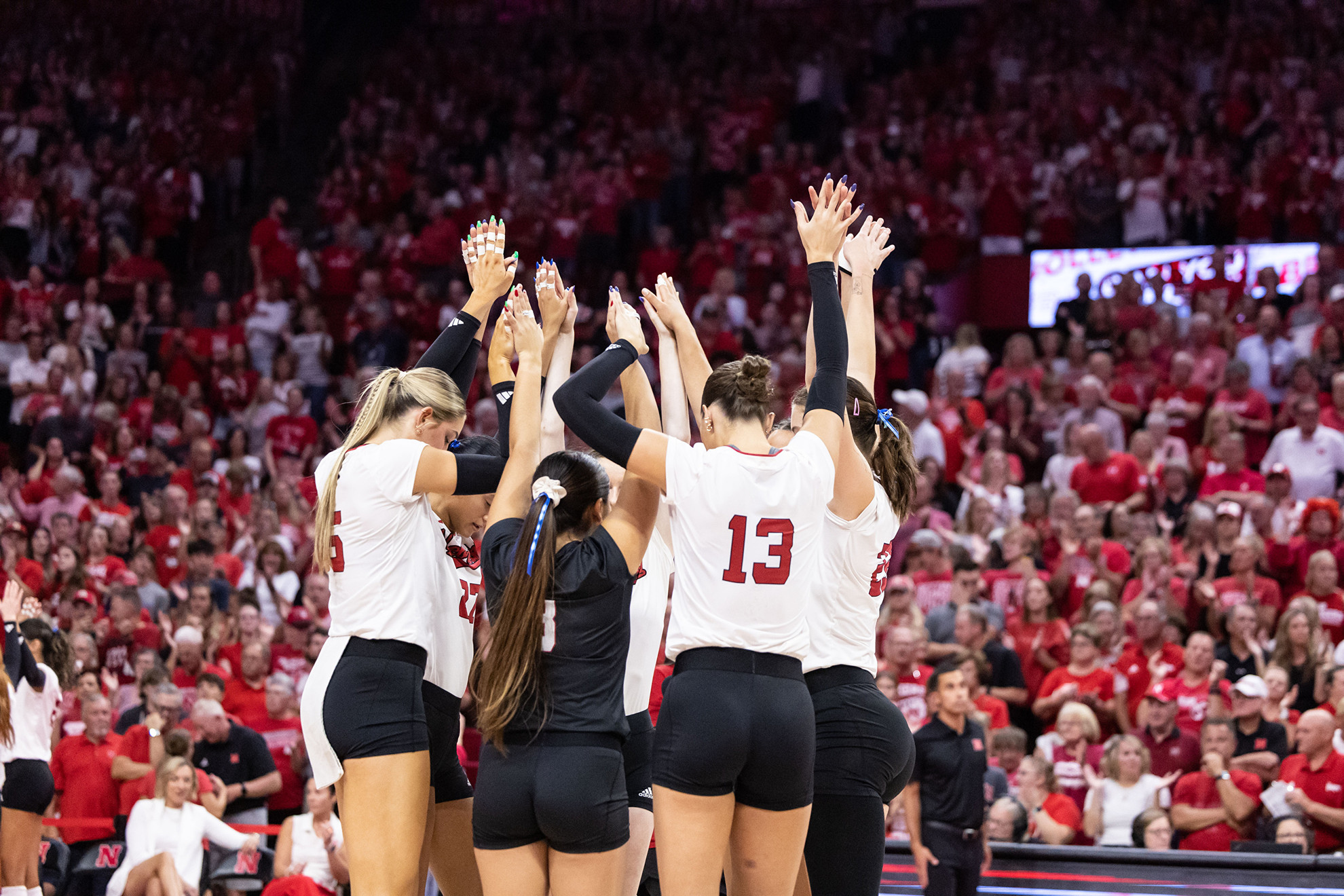 huskers.com