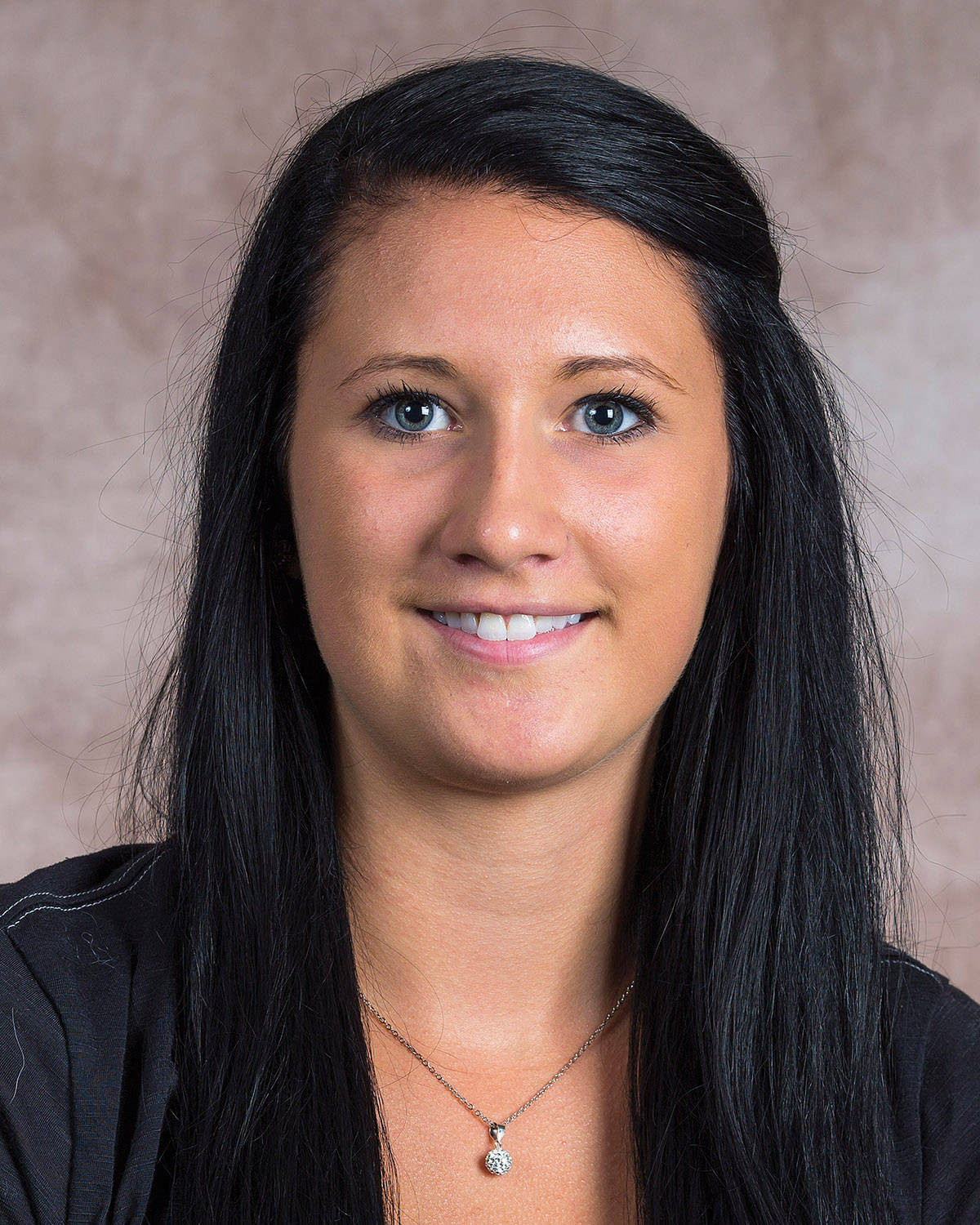 Kelley Carden - Track and Field 2016-17 - University of Nebraska - Official  Athletics Website